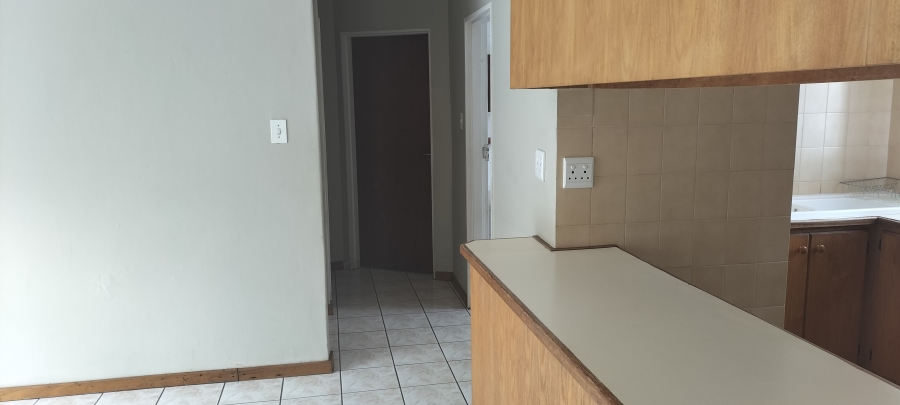 2 Bedroom Property for Sale in Langenhovenpark Free State